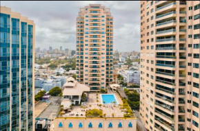 Spectacular Condominium between the city and the sea